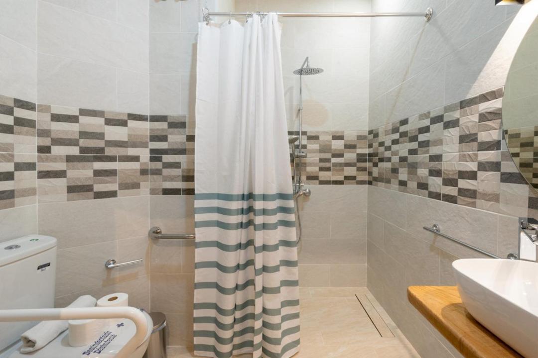 1 Bedroom 1 Bathroom Furnished - Justicia - Modern - Mintystay Madrid Exterior photo